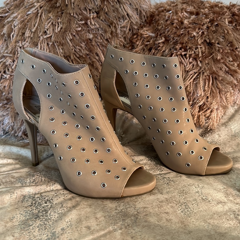 JLO MIANUDE shoes. Size 8.5. In mint condition. Original box. - Picture 9 of 10